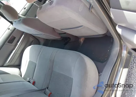 2005 Ford Taurus Se from USA, damaged, VIN 1FAHP53205A262987